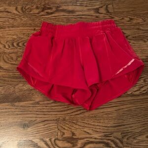 red lulu hotty hot shorts